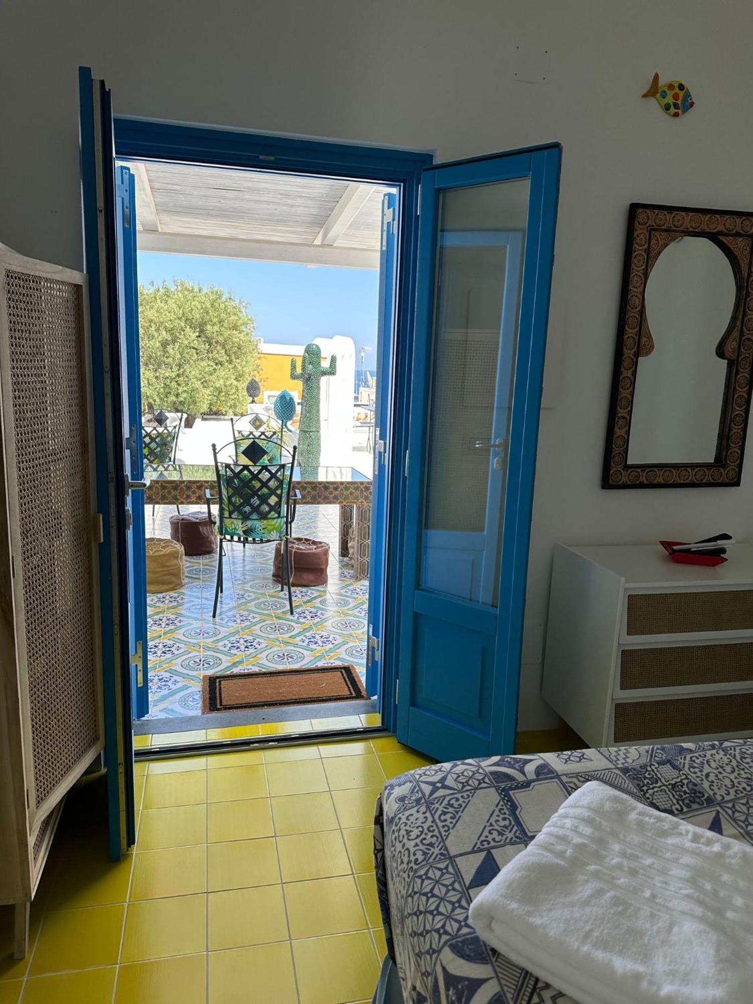 Art B&B Panarea Extérieur photo